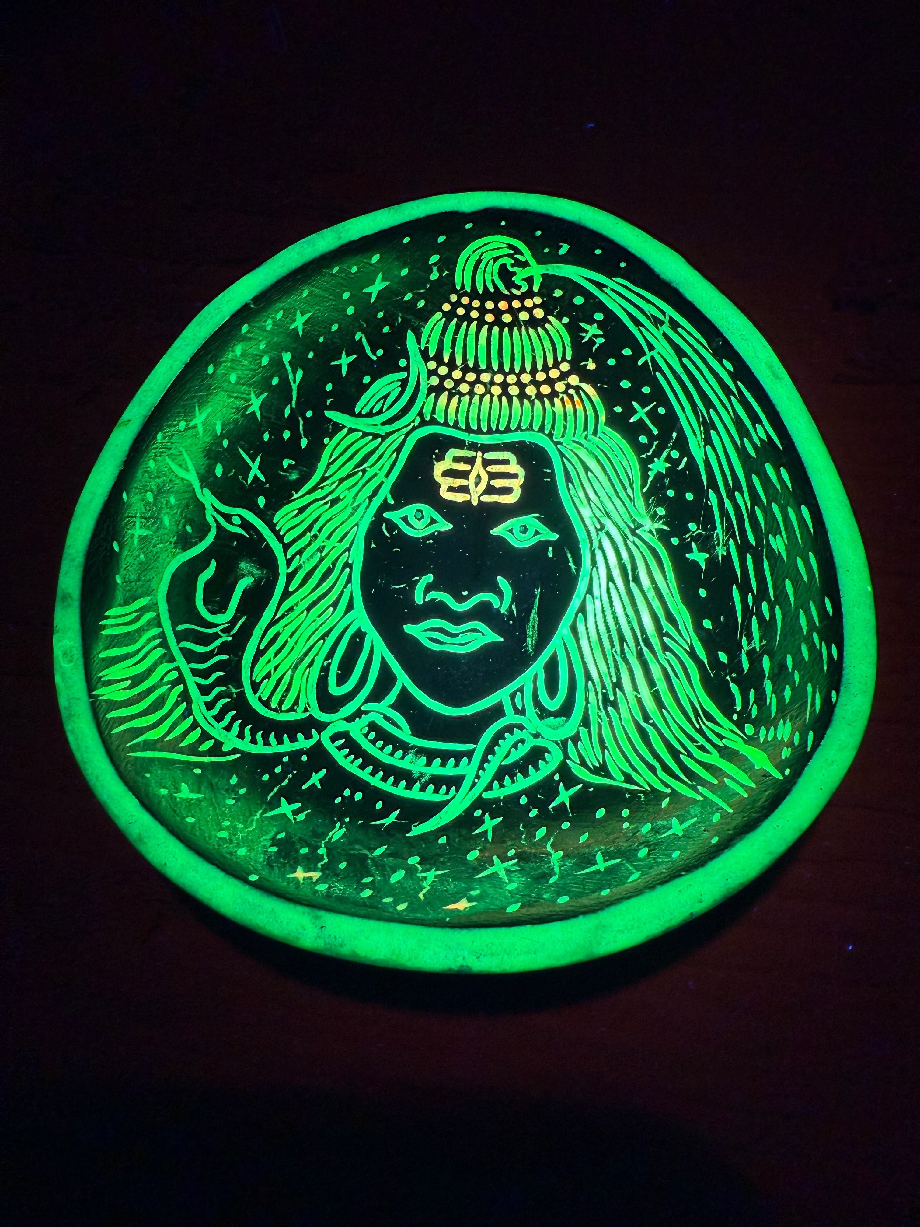 Coconut Mixing Bowls(Glow/UV) ‘Shiva Sees you’ 1/1