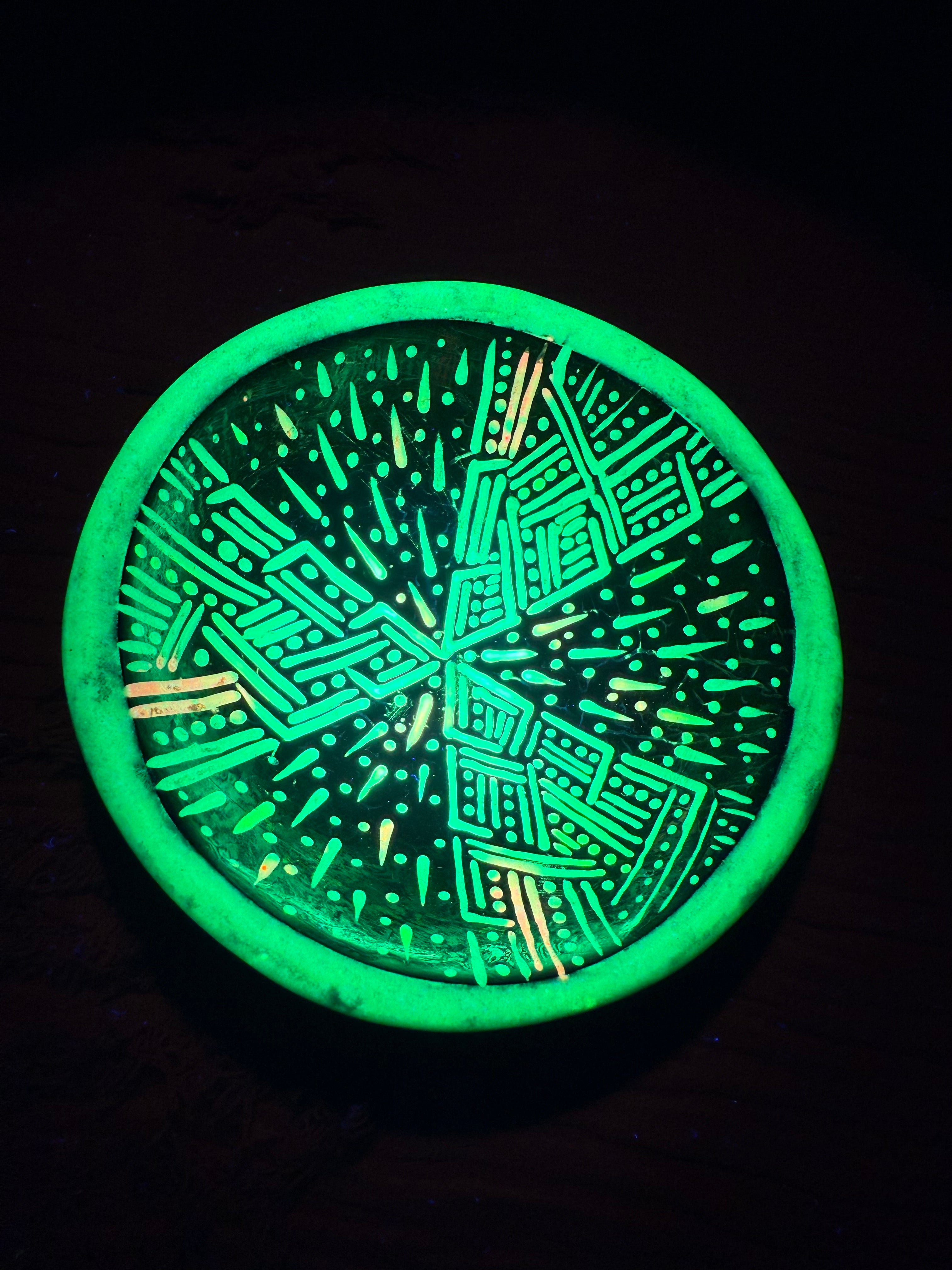 Coconut Mixing Bowls(Glow/UV) 1/1 ‘Woven Meteor Shower’